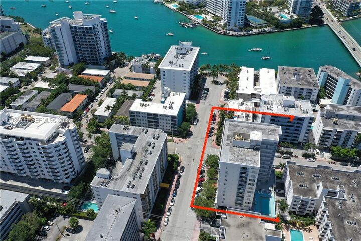 Property Photo: 1345 Lincoln Rd 402 FL 33139