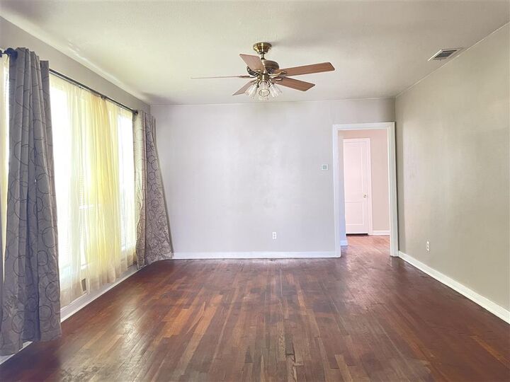 Property Photo:  3718 Yale Street  LA 70607 