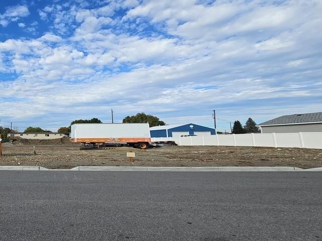 Property Photo:  8125 E Baldwin Ave  WA 99212 