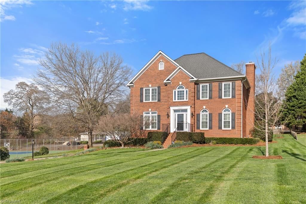 Property Photo:  3326 Grandview Club Road  NC 27040 