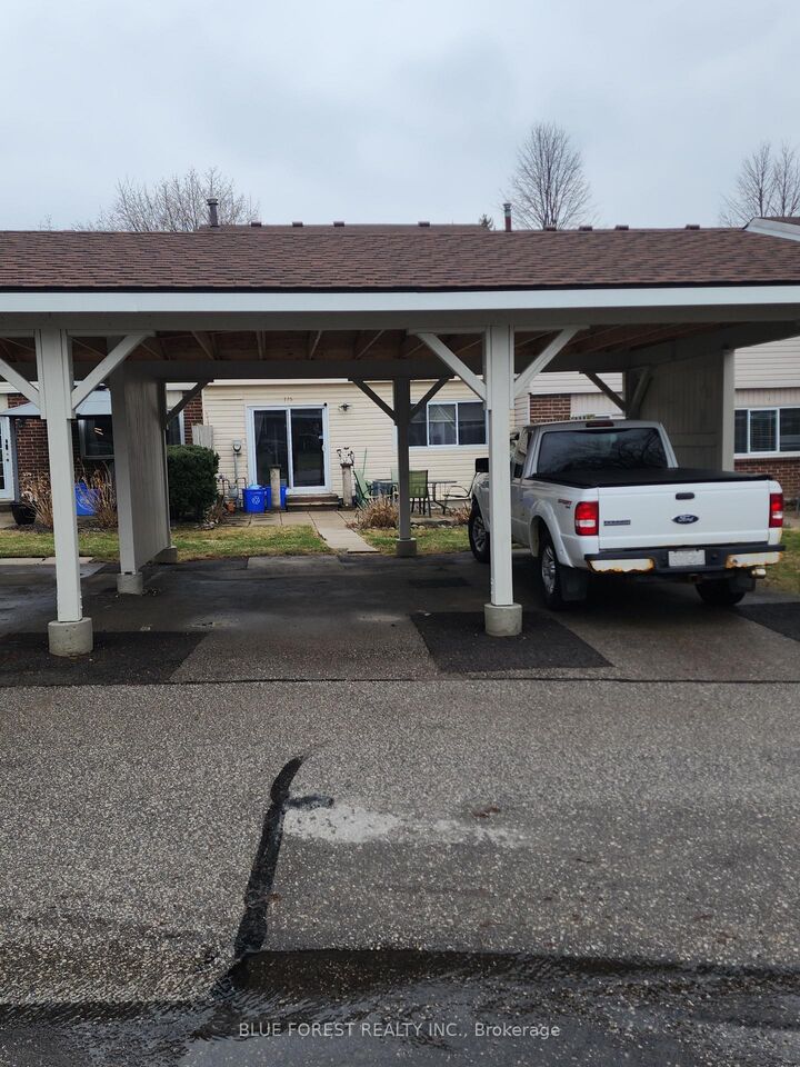 Property Photo: 775 Wilkins Street ON N6C 4Z9