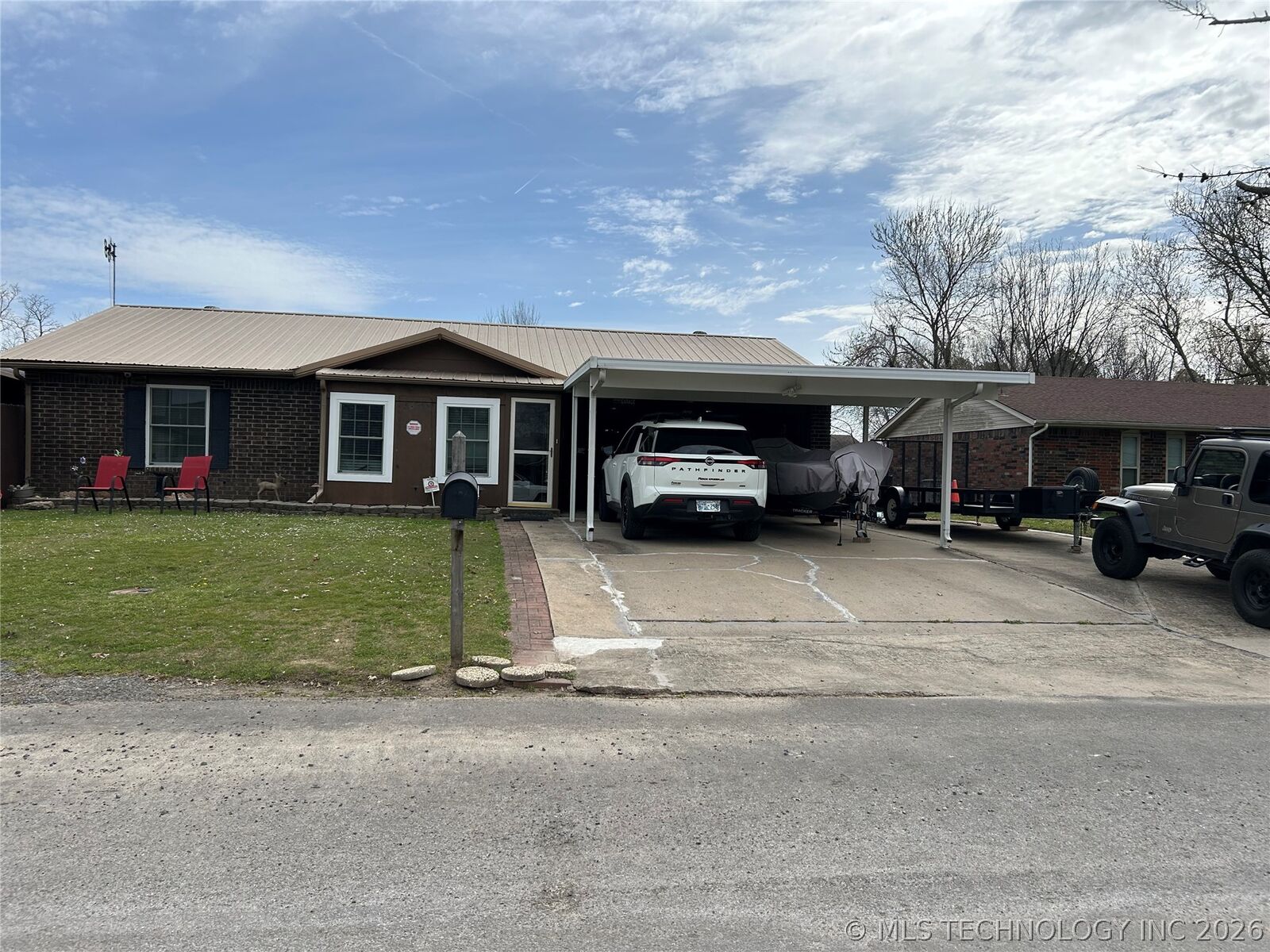 Property Photo:  2408 Sarah Lane  OK 74403 