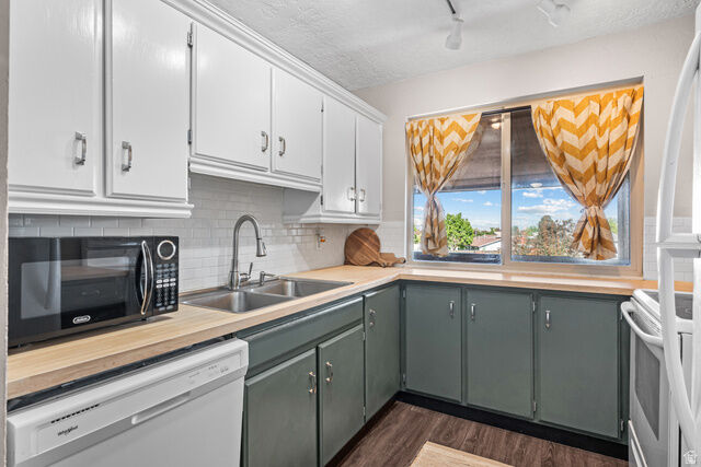 Property Photo: 249 W Garden Park UT 84057