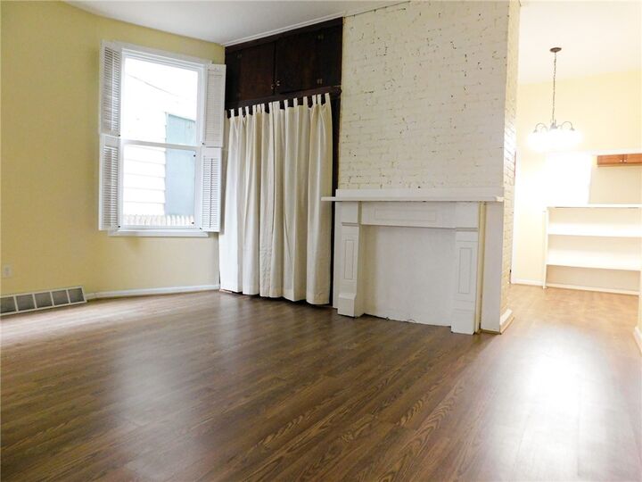 Property Photo:  238 Lehigh Ave 1  PA 15232 