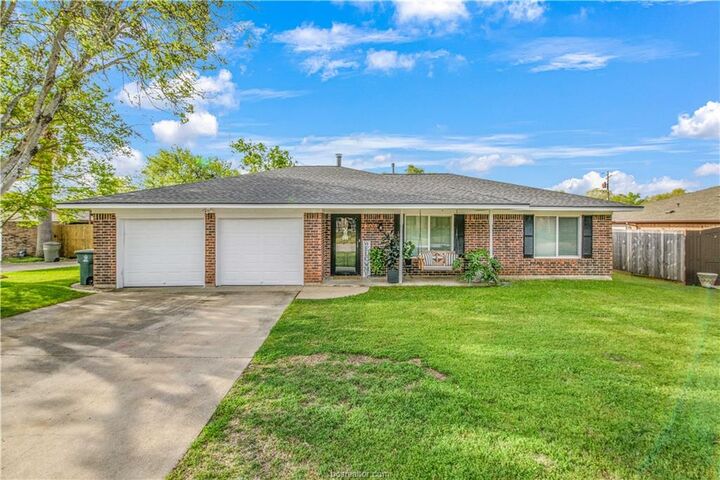 Property Photo:  3506 Tanglewood Drive  TX 77802 