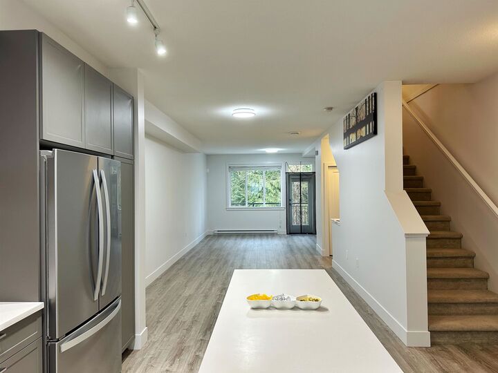 Property Photo: 9718 161A Street 111 BC V4N 6S7