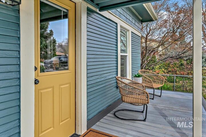 Property Photo:  1419 S Division Ave  ID 83706 