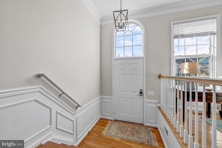 Property Photo:  43788 Virginia Manor Terrace  VA 20148 