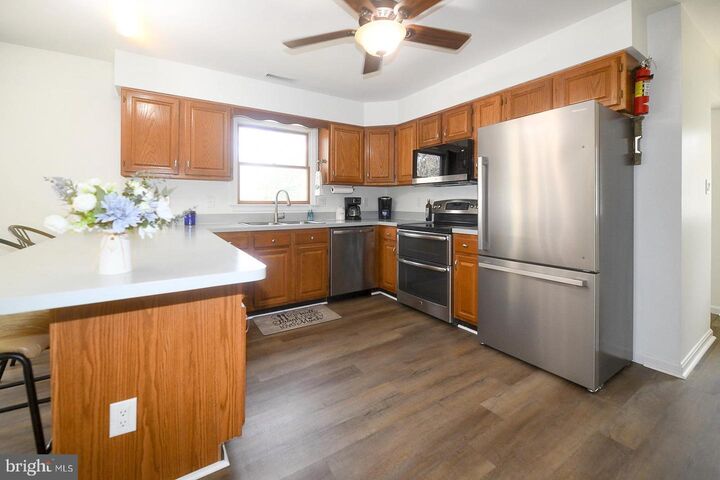 Property Photo:  605 Planters Wharf Road  MD 20657 