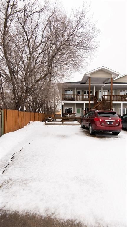 Property Photo:  35 Lilac Place  MB R0A 1E0 