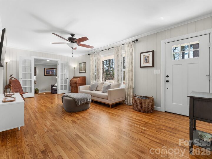 Property Photo: 625 Lenox Place NC 28739