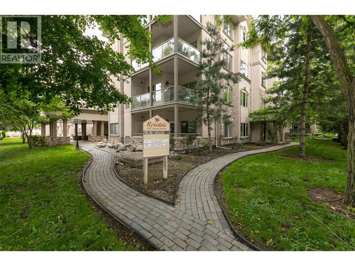 Property Photo: 1007 Harvey Avenue 208 BC V1Y 6B1