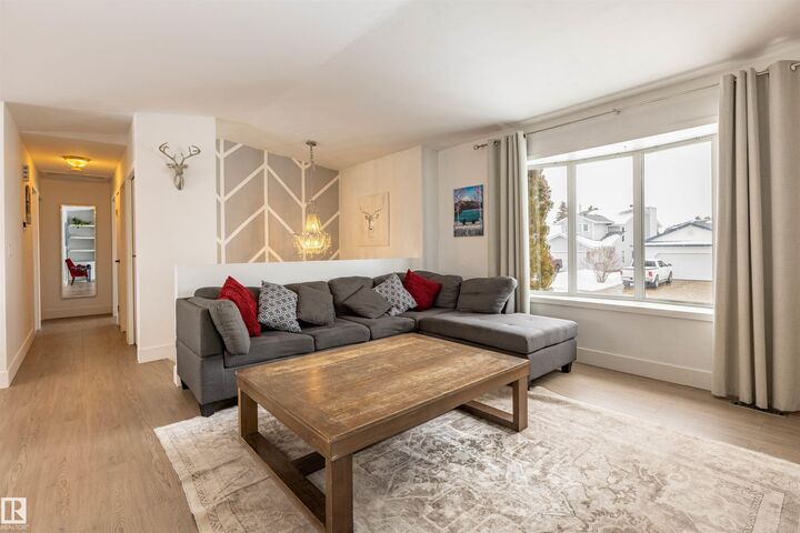 Property Photo:  5210 52A Street  AB T0G 1L0 