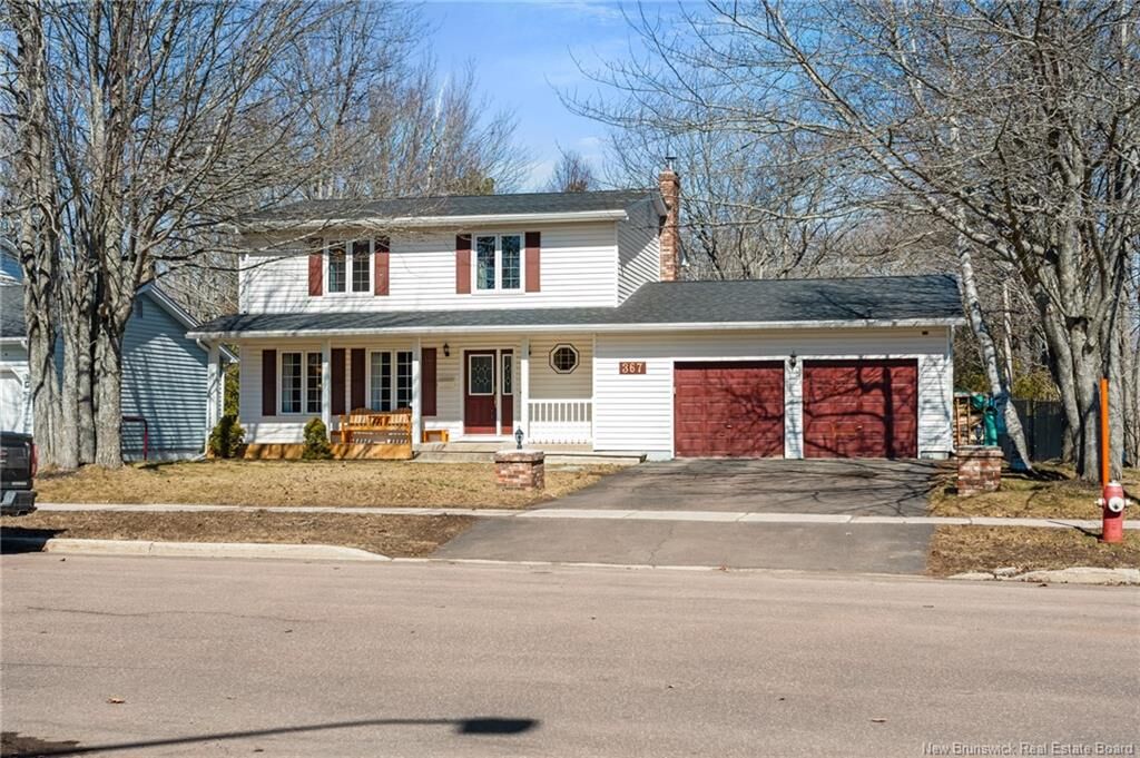 Property Photo: 367 Glencairn Drive NB E1G 1Y5