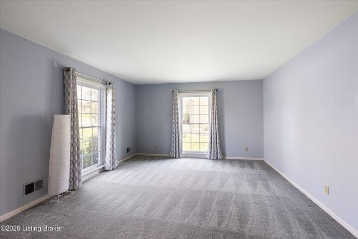 Property Photo:  3417 Gonewind Dr  KY 40299 