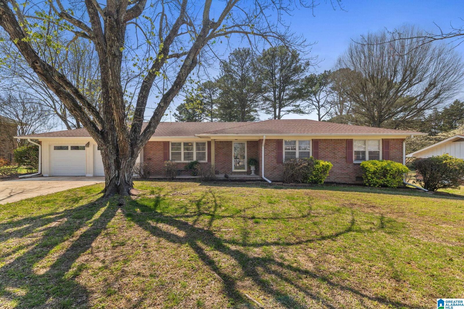 Property Photo:  1804 Woodland Street  AL 35055 