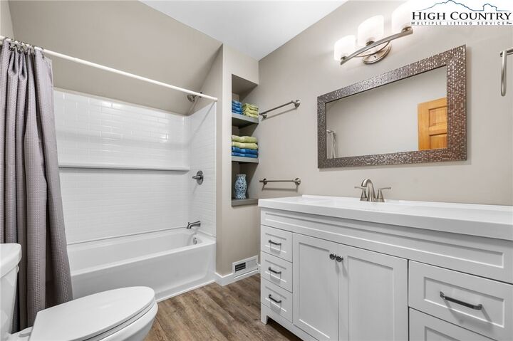 Property Photo:  229 Cardinal Court  NC 28604 