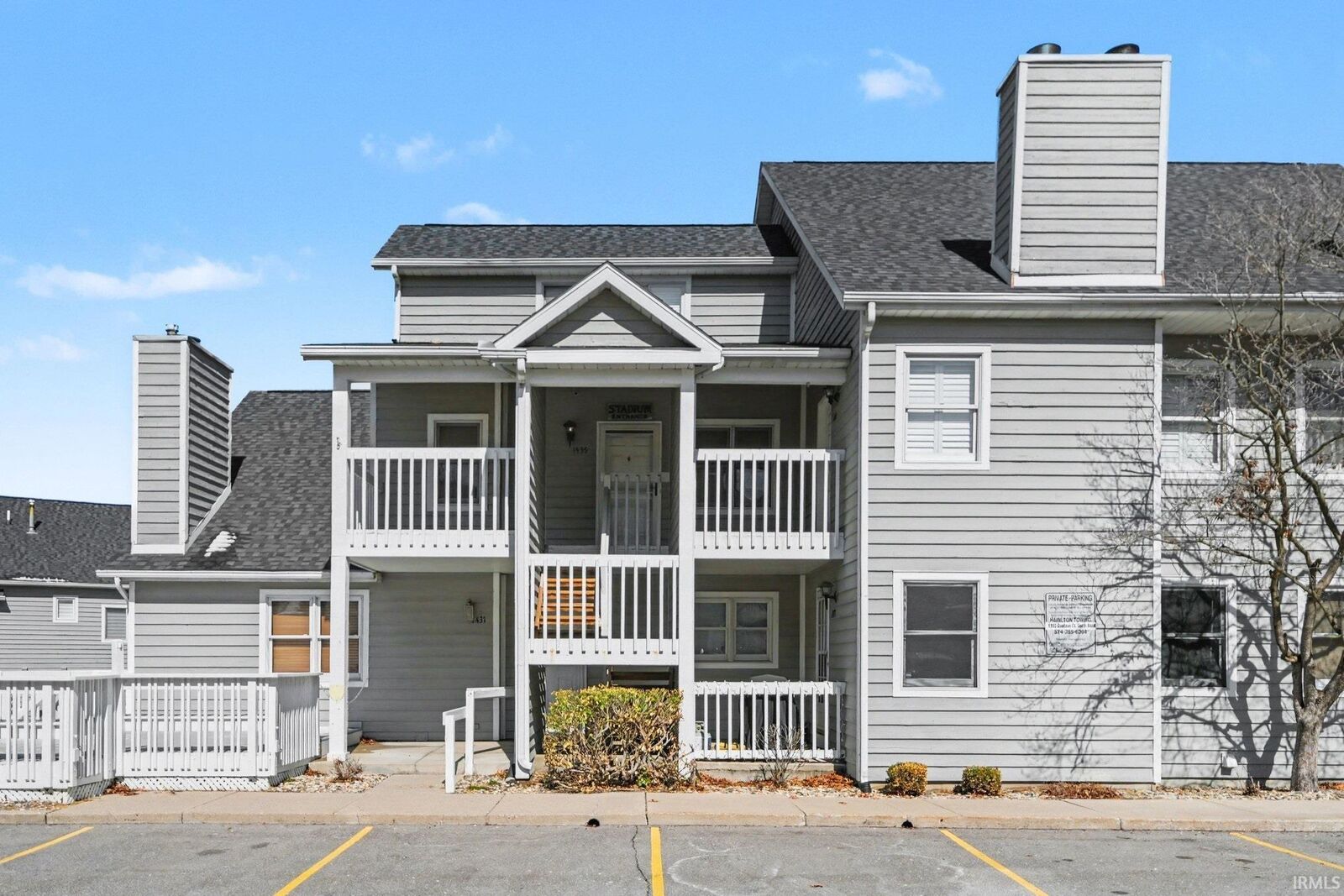 Property Photo:  1433 N Oakhill Drive  IN 46637 