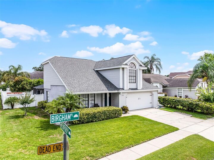 Property Photo: 754 Birgham Place FL 32746