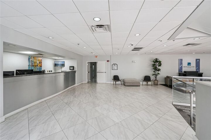 Property Photo: 151 E Washington Street Ph3b FL 32801