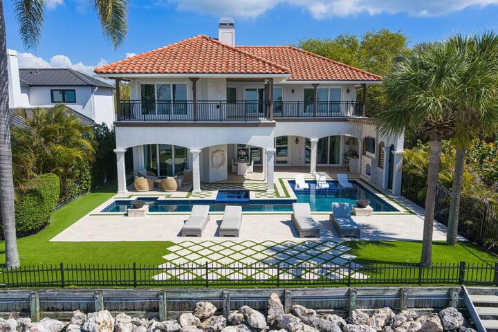 Property Photo:  3915 Snapper Pointe Drive  FL 33611 