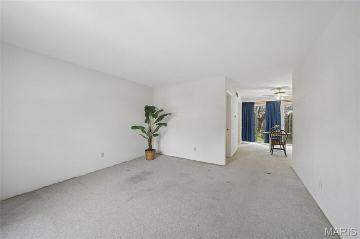 Property Photo: 140 Burtonwood Drive MO 63011