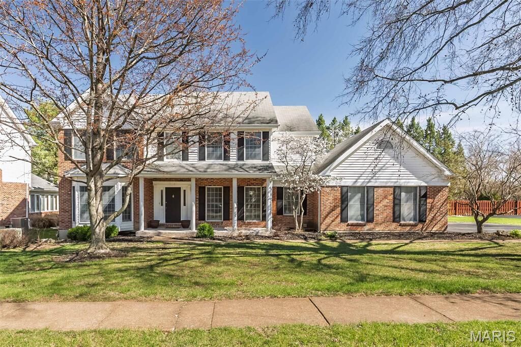 Property Photo:  1418 Warson Oaks Court  MO 63122 
