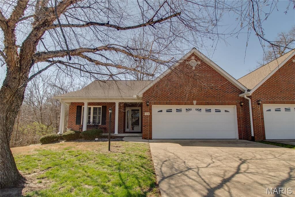 Property Photo:  5214 Willis Avenue  IL 62035 