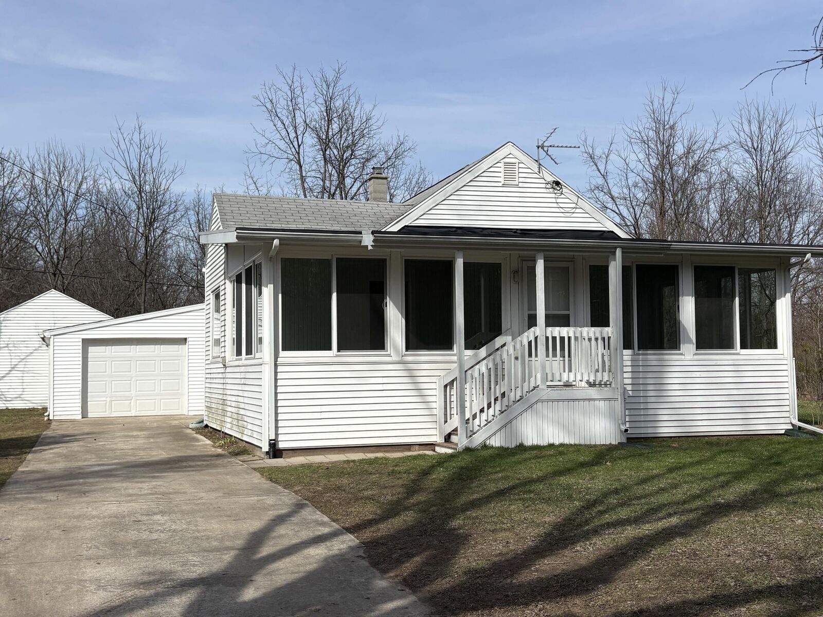 Property Photo:  1909 Bell Road  MI 49120 