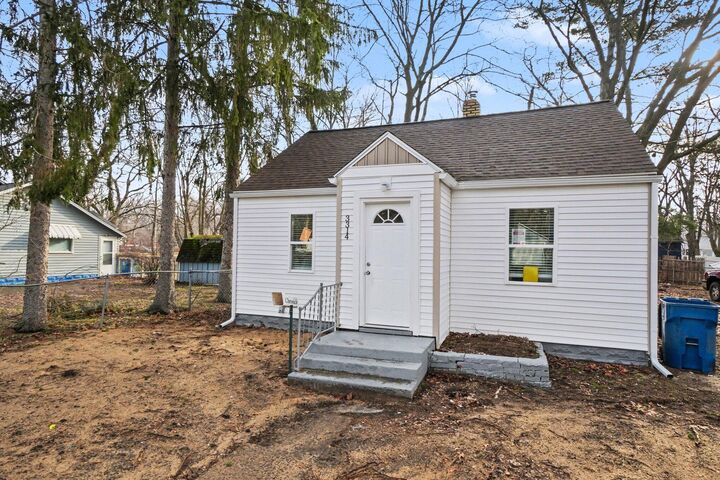 Property Photo:  3314 8th Street  MI 49444 