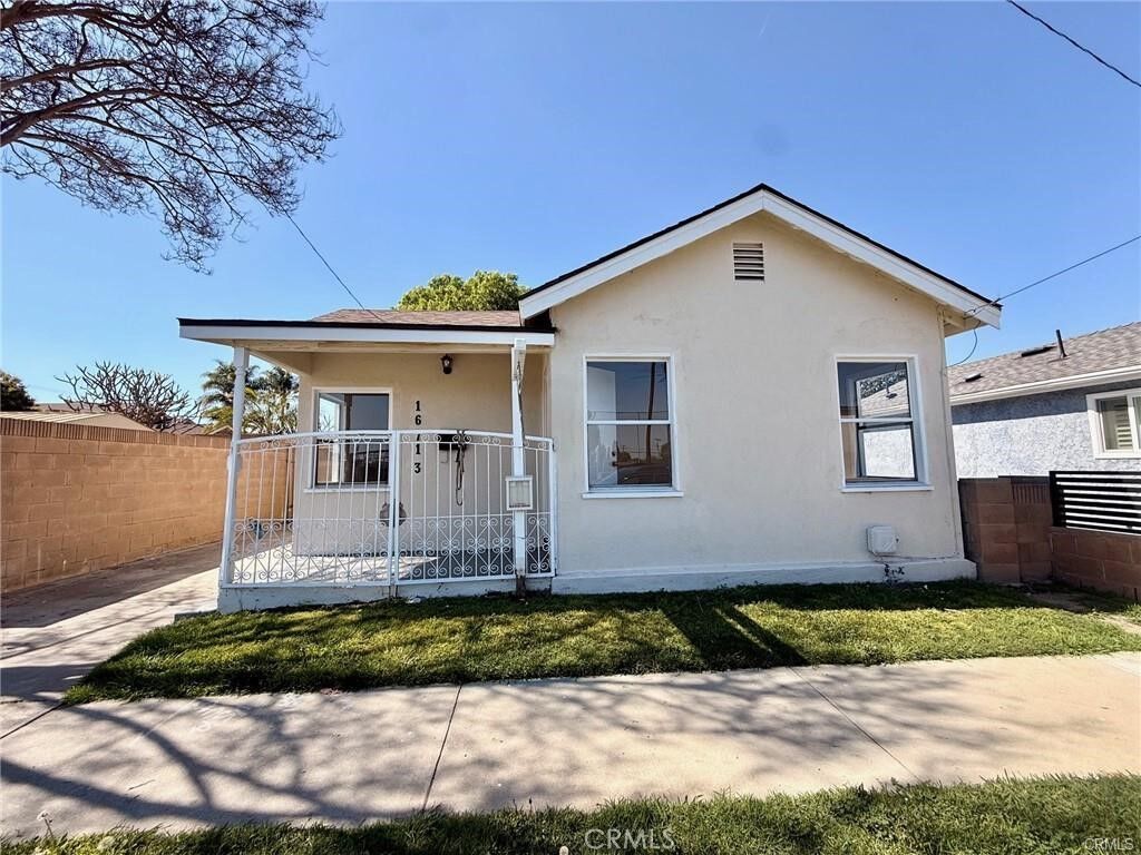 Property Photo:  16713 Virginia  CA 90706 