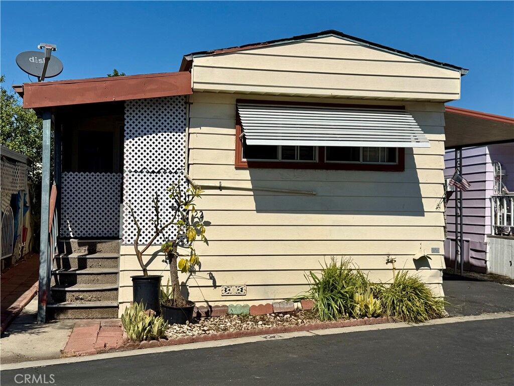Property Photo:  21425 S Avalon Boulevard 22  CA 90745 