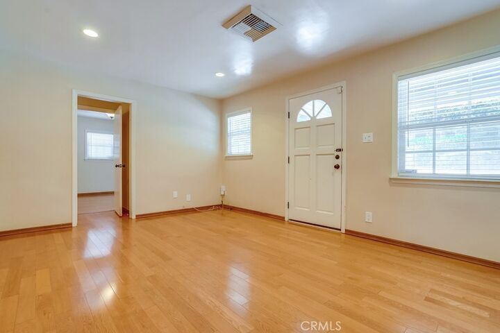 Property Photo: 3706 4th Avenue CA 91214