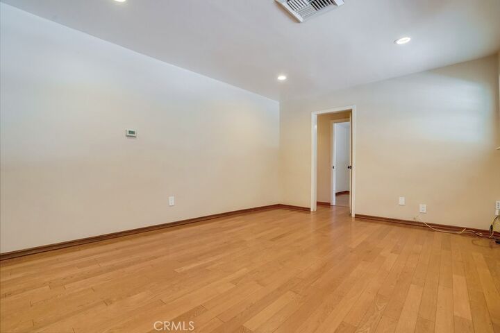 Property Photo:  3706 4th Avenue  CA 91214 