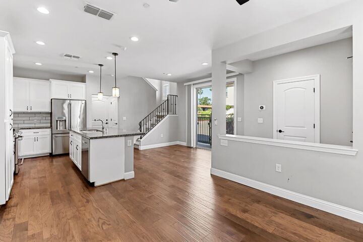 Property Photo: 2500 Villa Terrace Lane CA 95825