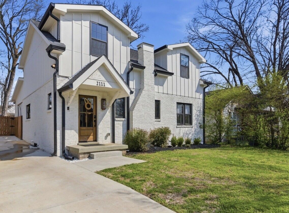 Property Photo:  2111 Carter Ave  TN 37206 