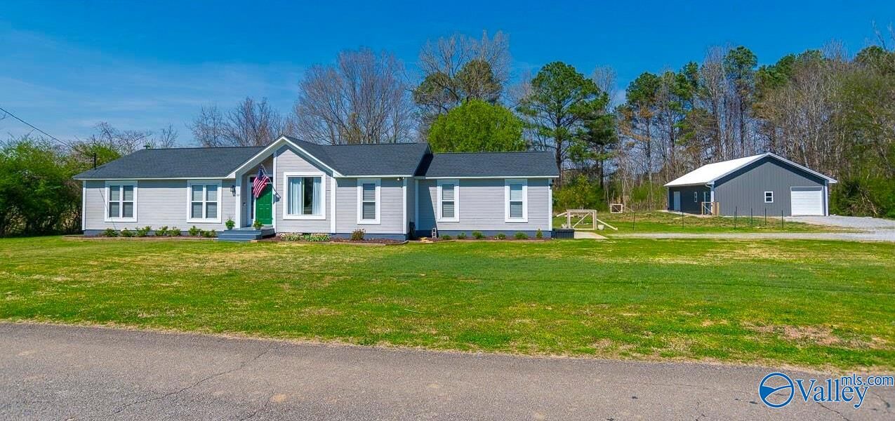 Property Photo: 167 Berkley Road AL 35748