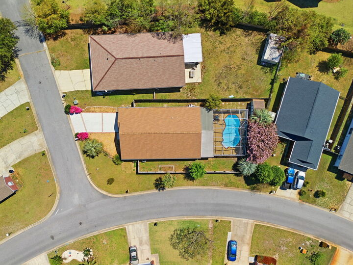 Property Photo:  6413 Red Heron Court  FL 32563 