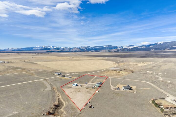 Property Photo:  110 Mountain View Lane  MT 59722 