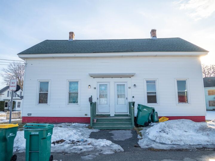 Property Photo:  17-19 Upham Street  NH 03867 