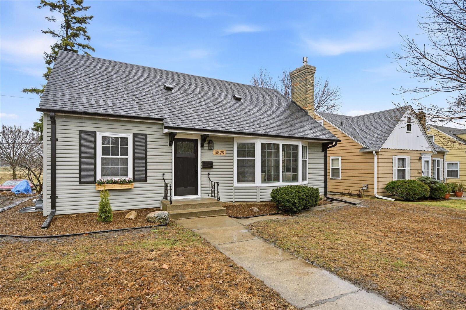 Property Photo: 5829 12th Avenue S MN 55417