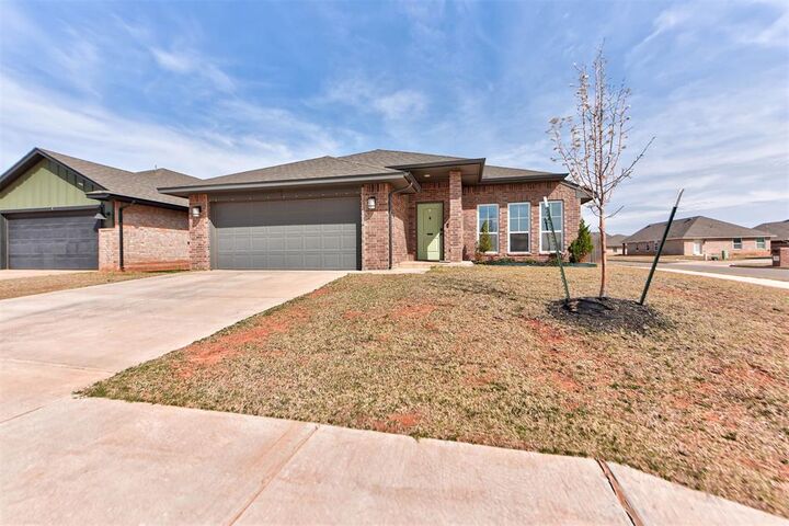 Property Photo: 3401 NW 180th Street OK 73012