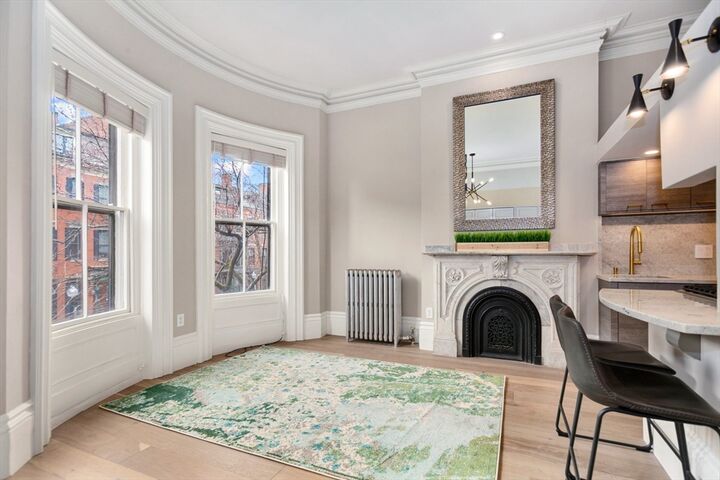 Property Photo:  154 West Concord St 2A  MA 02118 