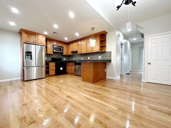 Property Photo:  90 George St 90  MA 02119 