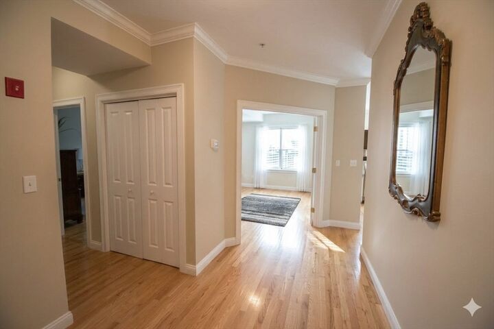 Property Photo: 1 Lenox St 102 MA 02062