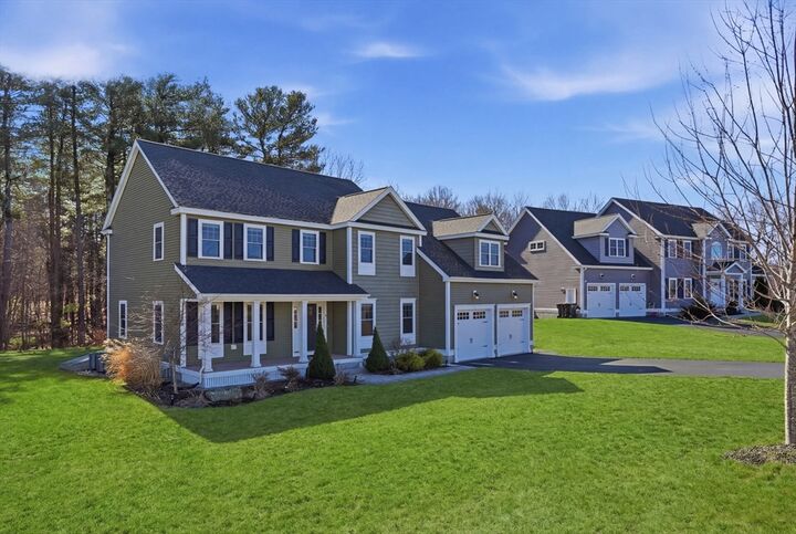 Property Photo:  7 Spruce St  MA 01460 