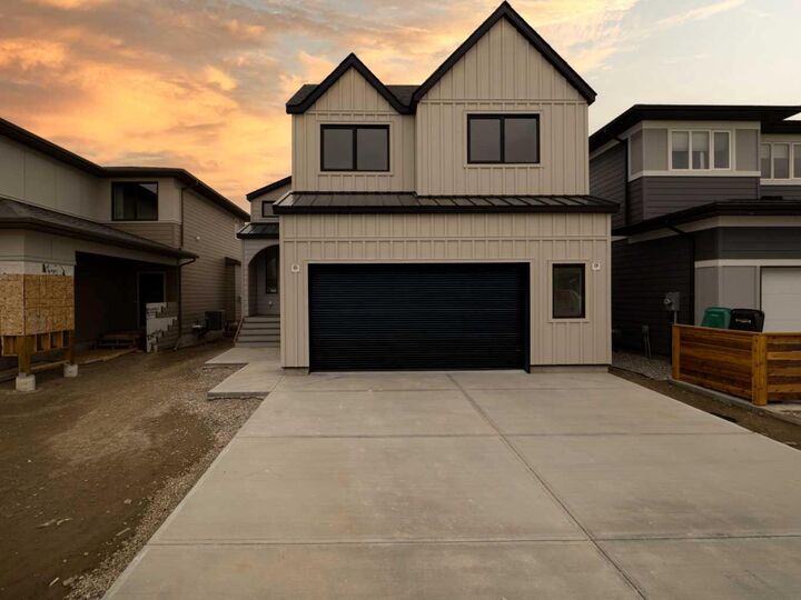 681 Devonia Road W — photo 1