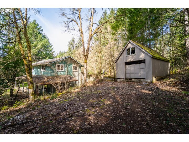 Property Photo:  23939 Raze Rd  OR 97437 