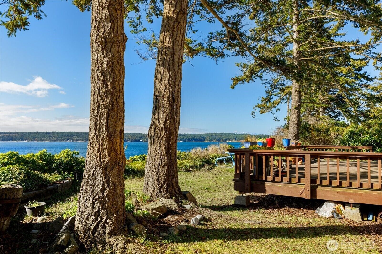 Property Photo:  1677  Penn Cove Road  WA 98277 