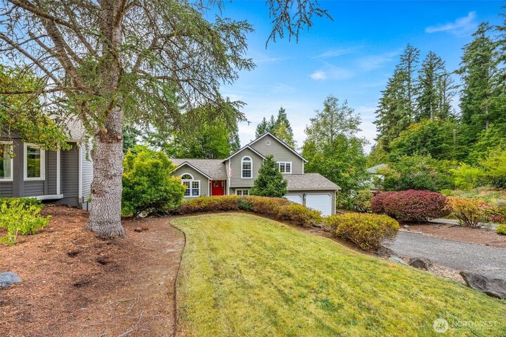 Property Photo:  17829  149th Avenue NE  WA 98072 